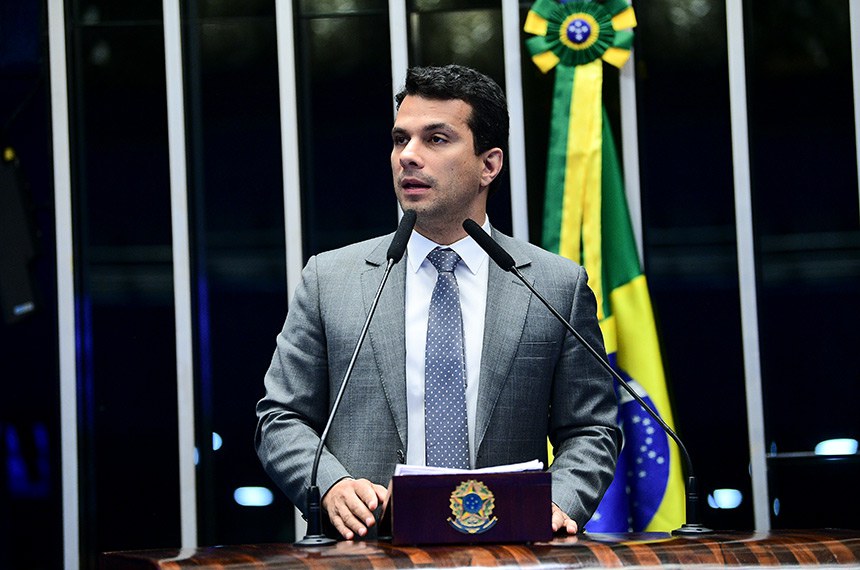 Em discurso, à tribuna, senador Irajá (PSD-TO). 