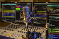 Renovação de autorizações para oito rádios comunitárias será votada na CCDD