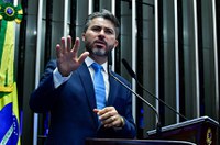 Marcos Rogério defende impeachment de Moraes e cobra ação contra queimadas