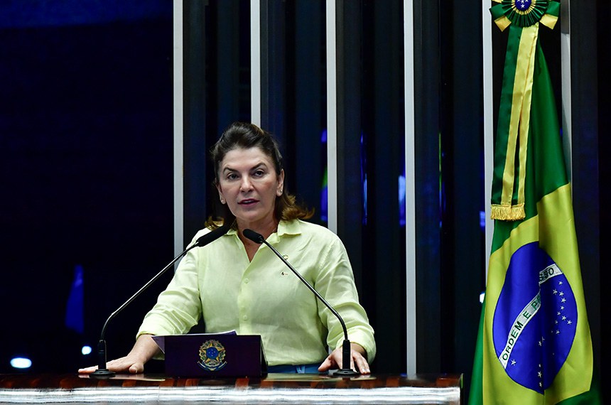 Em discurso, à tribuna, senadora Rosana Martinelli (PL-MT).