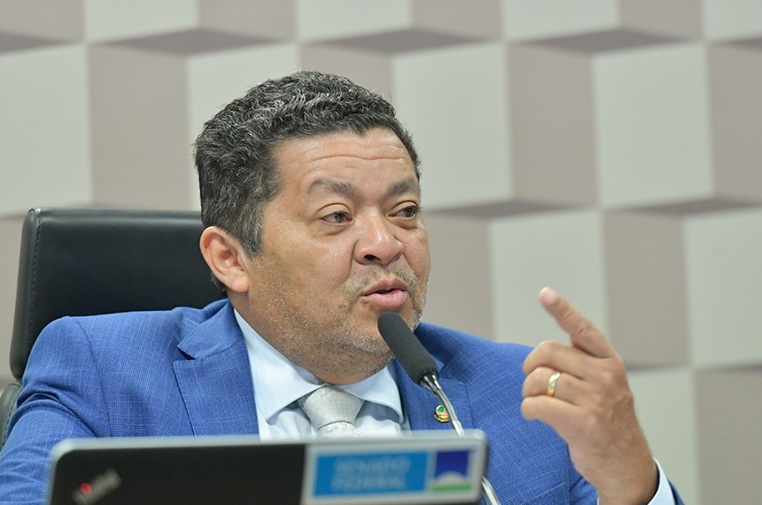 Beto Faro é o relator do projeto de Randolfe Rodrigues - Foto: Geraldo Magela/Agência Senado