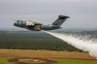 Zequinha sugere que FAB tenha brigada de incêndio de grandes proporções