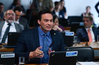 Projeto proíbe planos de saúde de cancelamento unilateral