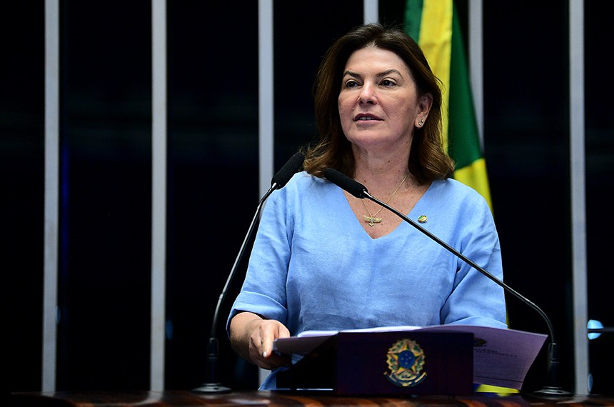 Em discurso, à tribuna, senadora Rosana Martinelli (PL-MT).