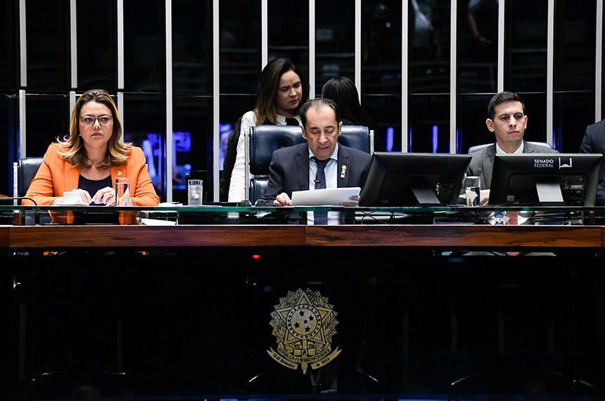 Mesa: 
presidente da Comissão de Meio Ambiente do Senado Federal (CMA) e requerente desta sessão, senadora Leila Barros (PDT-DF); 
presidente e requerente desta sessão, senador Jorge Kajuru (PSB-GO); 
secretário desta sessão.