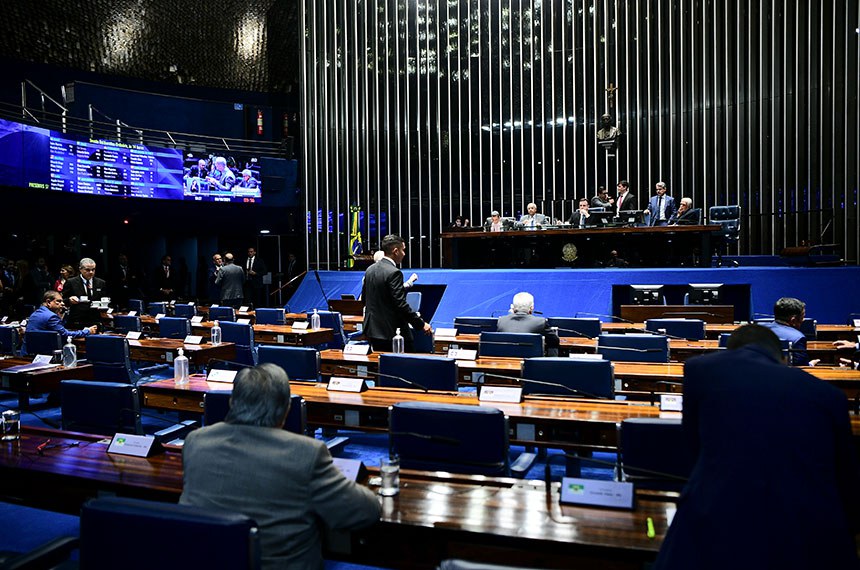 Mesa: 
senador Mecias de Jesus (Republicanos-RR); 
senador Jayme Campos (União-MT); 
presidente do Senado Federal, senador Rodrigo Pacheco (PSD-MG); 
secretário-geral da Mesa do Senado Federal, Gustavo A. Sabóia Vieira; 
secretário-geral adjunto da Mesa do Senado Federal, Ivan Furlan Falconi;
senador Alessandro Vieira (MDB-SE);
senador Jaques Wagner (PT-BA).