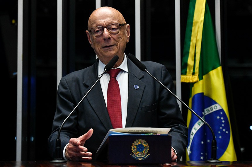 Em discurso, à tribuna, senador Esperidião Amin (PP-SC).