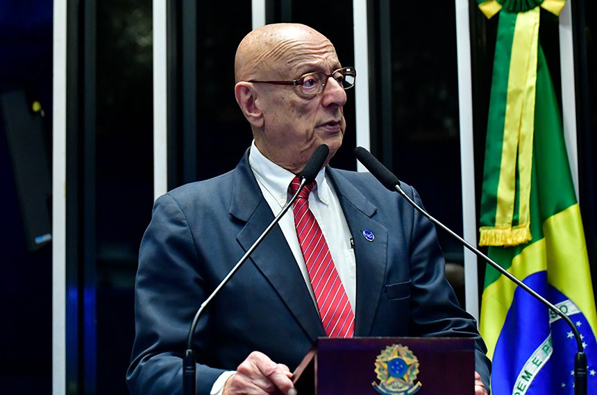 Em discurso, à tribuna, senador Esperidião Amin (PP-SC).