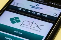 Projeto estabelece devolução de valores esquecidos para titular por meio de Pix