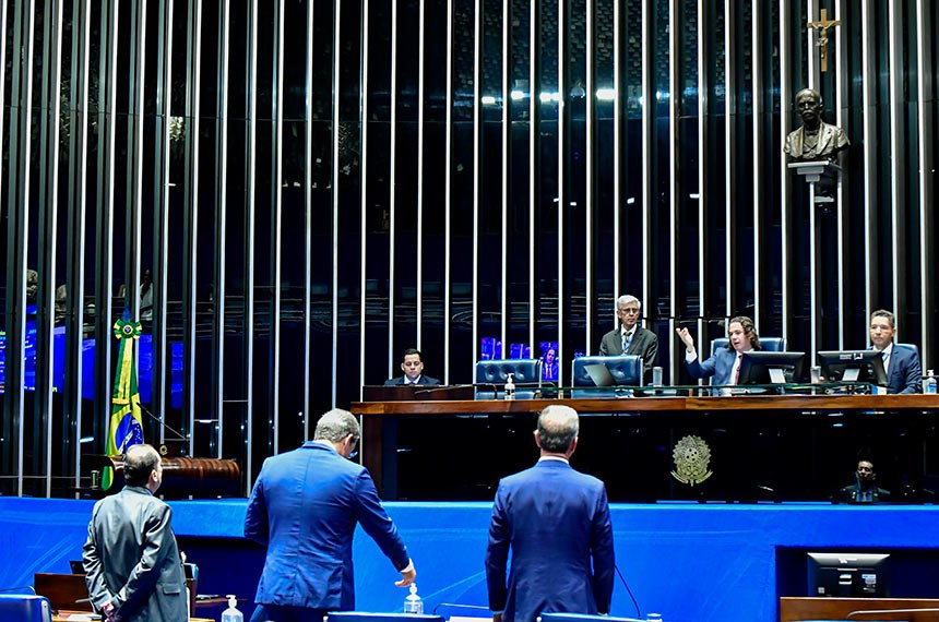 Bancada:
senador Lucas Barreto (PSD-AP); 
prefeito de Macapá, Dr. Furlan;
senador Jorge Kajuru (PSB-GO).