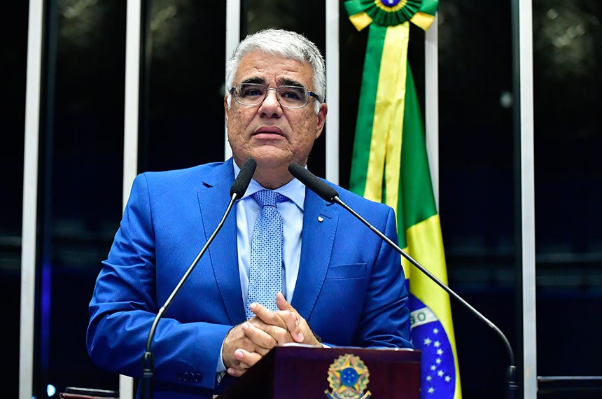 Em discurso, à tribuna, senador Eduardo Girão (Novo-CE).