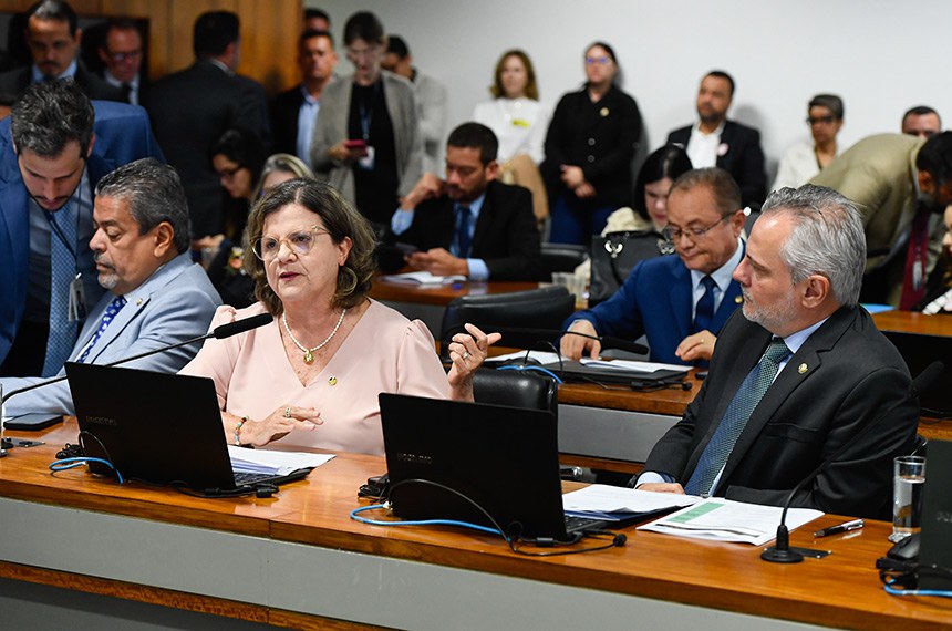 Bancada: 
senador Dr. Hiran (PP-RR); 
senadora Teresa Leitão (PT-PE) - em pronunciamento; 
senador Beto Martins (PL-SC). 