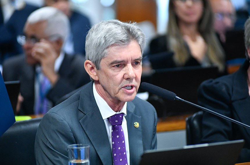 Em pronunciamento, à bancada, senadora Margareth Buzetti (PSD-MT).