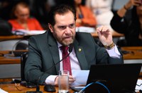 Criminalização do uso de cerol em pipas fora de locais próprios vai à CCJ