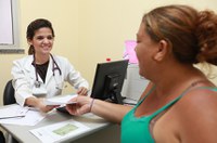 Projeto estabelece avaliação periódica da saúde da mulher pelo SUS