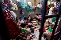 Proposta inclui tráfico de pessoas no rol de crimes hediondos