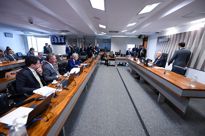 Bancada:
senador Castellar Neto (PP-MG); 
senador Lucas Barreto (PSD-AP); 
senador Jaime Bagattoli (PL-RO), em pronunciamento.
