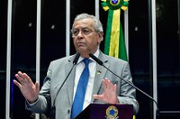 Jayme Campos defende reforma tributária sem aumento de impostos