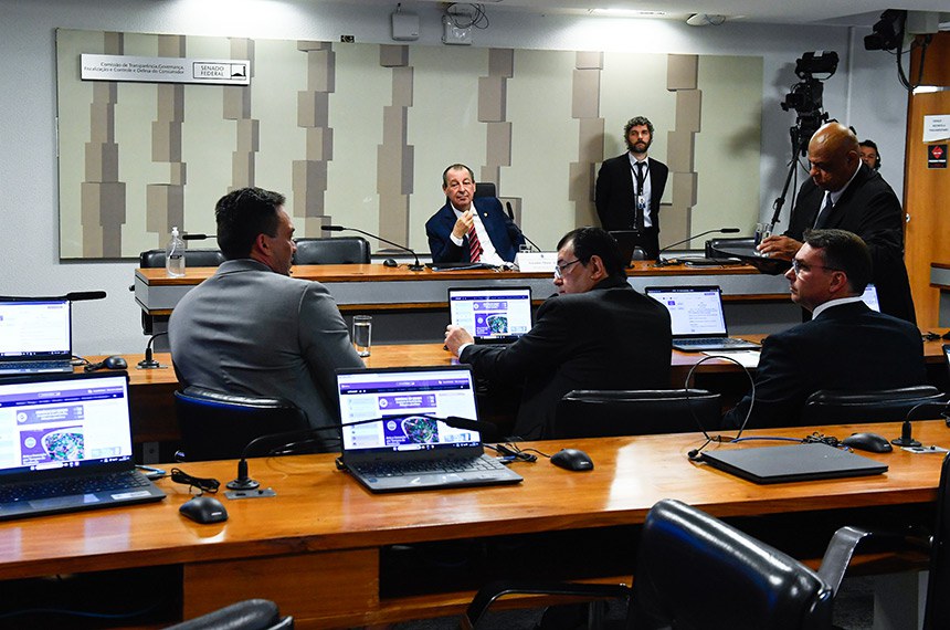 Bancada:
senador Flávio Bolsonaro (PL-RJ); 
relator PLC 159/2017, senador Eduardo Braga (MDB-AM), em pronunciamento;
senador Styvenson Valentim (Podemos-RN).