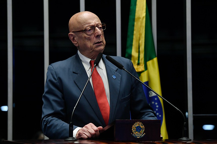 Em discurso, à tribuna, senador Esperidião Amin (PP-SC). 