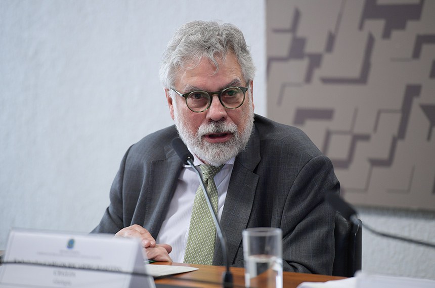 Mesa: 
indicado para chefiar a embaixada do Brasil na Geórgia (MSF 52/2024), Carlos Ricardo Martins Ceglia.