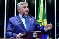 Izalci alerta para avanço do crime organizado