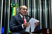 Marcelo Castro celebra certificação do Brasil livre do sarampo