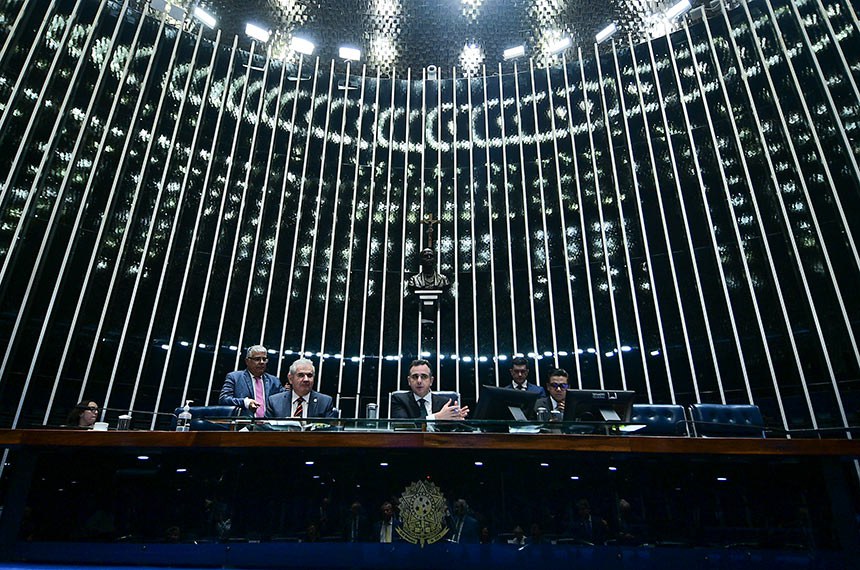 Mesa:  
senador Eduardo Girão (Novo-CE); 
senador Angelo Coronel (PSD-BA); 
presidente do Senado Federal, senador Rodrigo Pacheco (PSD-MG); 
secretário-geral da Mesa do Senado Federal, Gustavo A. Sabóia Vieira.