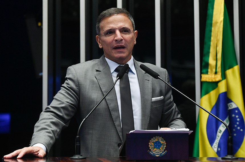 Em discurso, à tribuna, senador Marcio Bittar (União-AC).