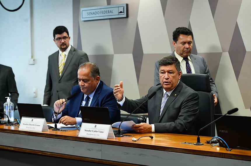 Mesa: 
relator da CTIA, senador Eduardo Gomes (PL-TO);
presidente da CTIA, senador Carlos Viana (Podemos-MG).