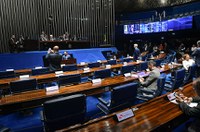 Adiada votação de projeto que isenta medicamentos do Imposto de Importação