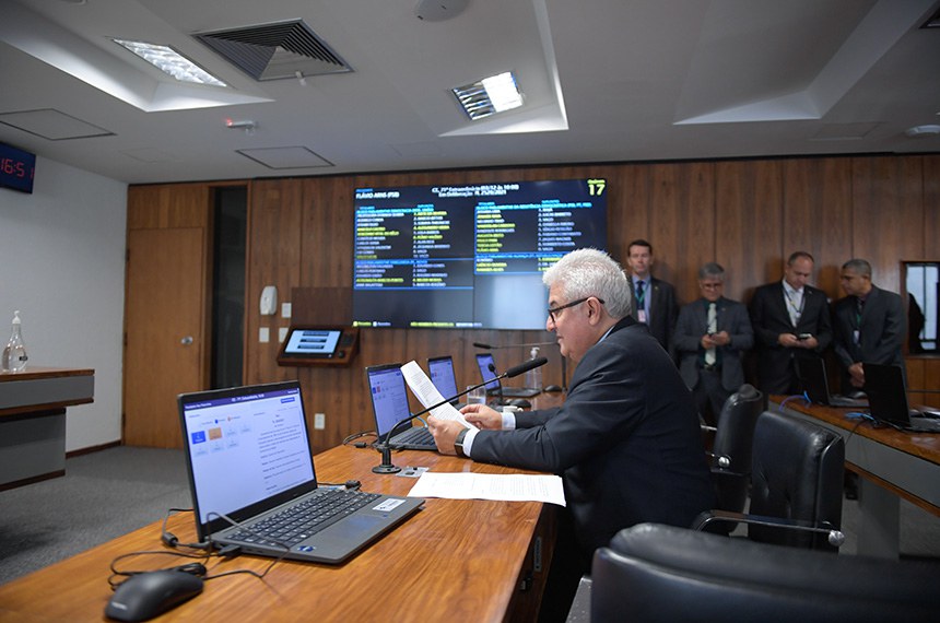Em pronunciamento, à bancada, senador Astronauta Marcos Pontes (PL-SP).