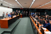 Dino impõe condições para execução de emendas parlamentares