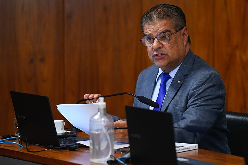 Bancada:
senador Nelsinho Trad (PSD-MS), em pronunciamento.