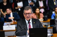 Vai ao Plenário projeto que incentiva transição energética