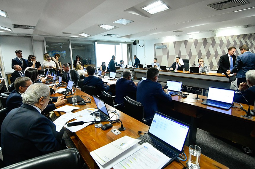 Bancada:
senador Alessandro Vieira (MDB-SE); 
senador Izalci Lucas (PL-DF); 
senador Flávio Bolsonaro (PL-RJ); 
senador Rogério Carvalho (PT-SE); 
senadora Zenaide Maia (PSD-RN); 
senador Esperidião Amin (PP-SC); 
senador Jayme Campos (União-MT); 
suplente do senador Welling ton Fagundes, senador Mauro Carvalho Junior (União-MT);
senadora Eliziane Gama (PSD-MA); 
senador Lucas Barreto (PSD-AP); 
senador Otto Alencar (PSD-BA); 
senadora Zenaide Maia (PSD-RN); 
senador Fabiano Contarato (PT-ES).