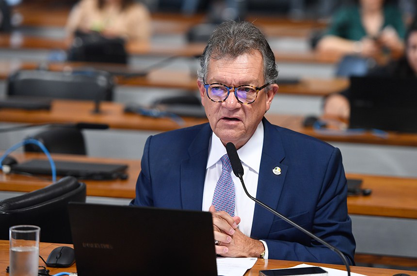 Em pronunciamento, à bancada, relator do PL 4.803/2023, senador Laércio Oliveira (PP-SE).