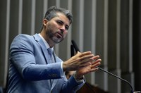 Marcos Rogério alerta para ameaças à liberdade de expressão