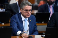 Avança divulgação em escolas e hospitais sobre denúncias de maus-tratos a criança