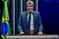 Portinho critica reforma tributária e comemora avanços no futebol com SAF