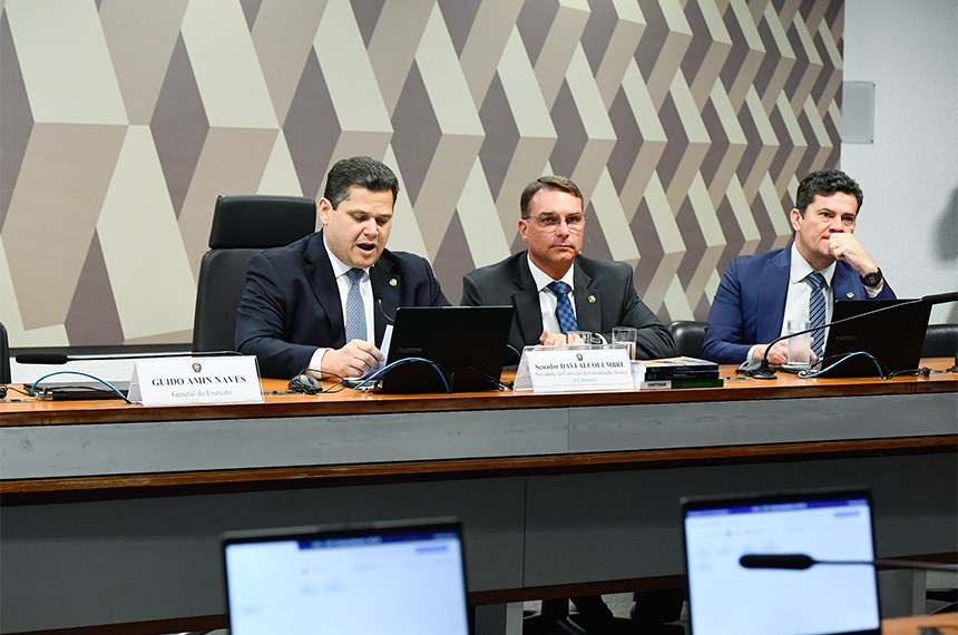 Mesa: 
presidente da CCJ, senador Davi Alcolumbre (União-AP);
senador Flávio Bolsonaro (PL-RJ);
senador Sergio Moro (União-PR).