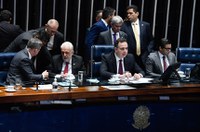 Adiada votação de flexibilização dos gastos com terceirização no setor público