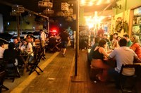 Reforma tributária reduz alíquotas para hotéis, bares e restaurantes