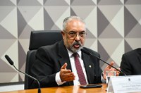 Paim se despede da CDH e apresenta números da comissão no biênio 2023-2024