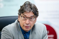 Senadores agem para lidar com crise no IBGE