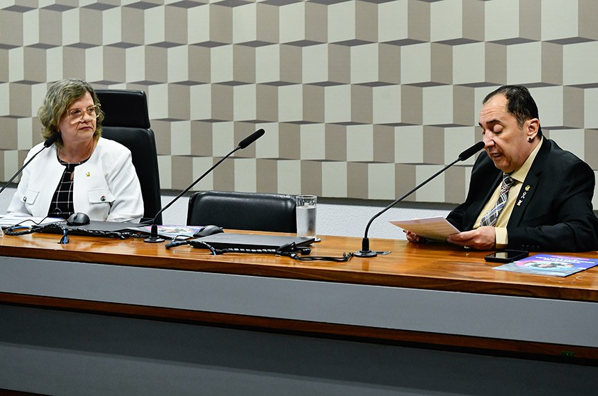 Mesa: 
presidente da CE, senadora Teresa Leitão (PT-PE);
senador Jorge Kajuru (PSB-GO). 