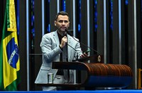 Cleitinho defende projeto para reduzir impostos sobre alimentos