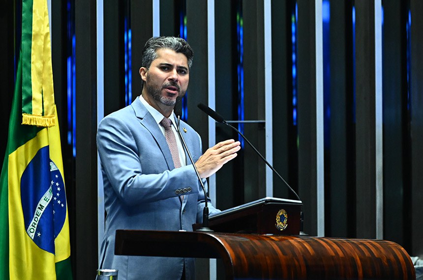 Em discurso, à tribuna, senador Marcos Rogério (PL-RO).