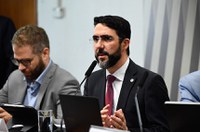 Suspensão da Voepass não é punição pelo acidente, diz diretor da Anac