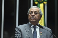 Jayme Campos propõe recursos de loterias para instituições de idosos